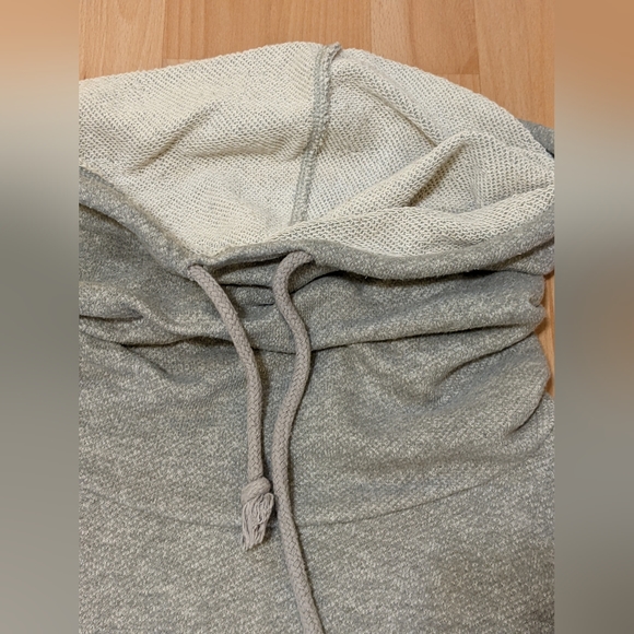 Top - Picture 3 of 5